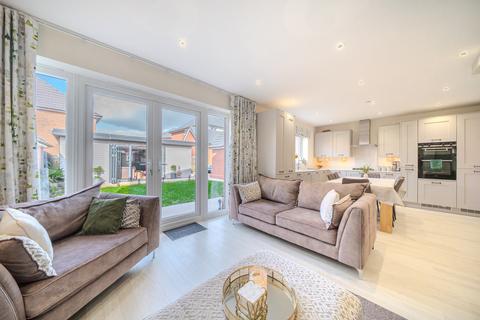 4 bedroom detached house for sale, Caldicot NP26