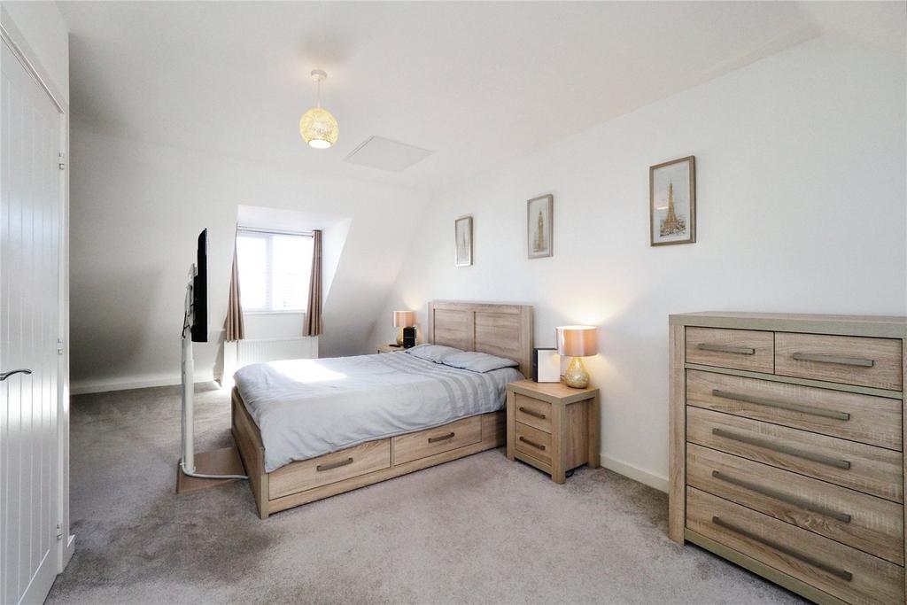 Main Bedroom