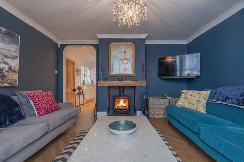 4 bedroom semi-detached house for sale, Chain Free in East Harling