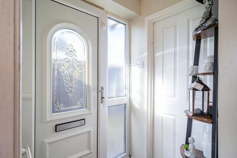 3 bedroom semi-detached house for sale, Foredyke Avenue, Hull, East Riding of Yorkshire, HU7