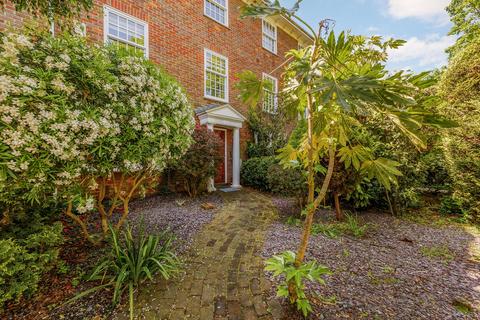 5 bedroom townhouse for sale, Woodville Gardens, London, W5