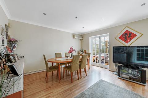 5 bedroom townhouse for sale, Woodville Gardens, London, W5