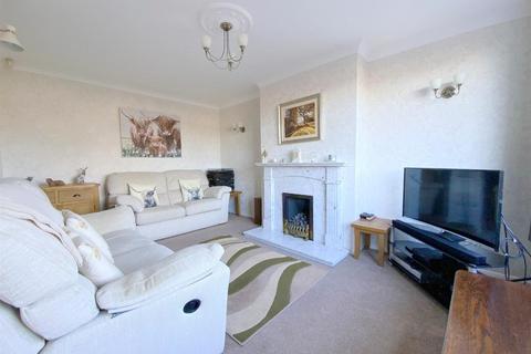 4 bedroom semi-detached house for sale, Pearson Road, Cleethorpes