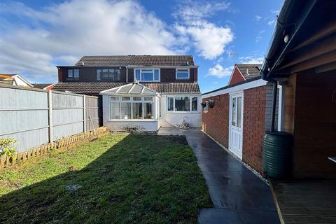 3 bedroom semi-detached house for sale, Shaw Avenue, Kidderminster