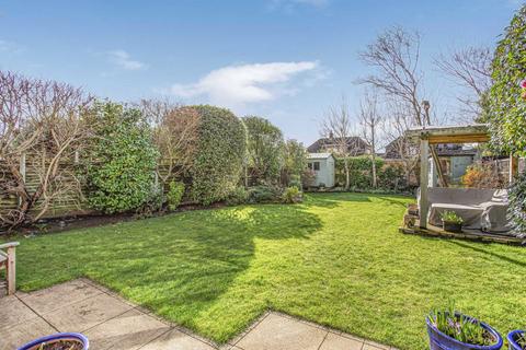 4 bedroom detached house for sale, Silverdale Drive, Sunbury-on-Thames, Surrey, TW16