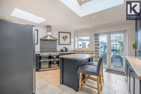 21 Willow Way, Epsom, KT19 0EJ