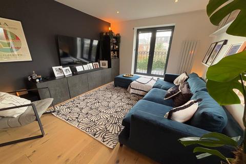 2 bedroom flat for sale, Arden Court, Neeld Crescent, Hendon NW4