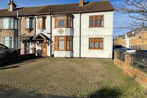 8 bedroom end of terrace house for sale, Brentwood Road, Romford, RM1