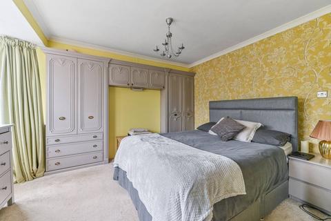 10 Spa Close, London, SE25 6DS