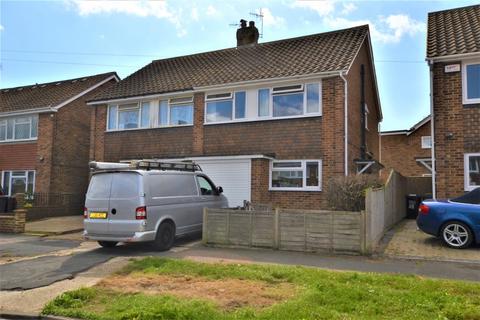 3 bedroom semi-detached house to rent, Gwyneth Grove, Bexhill-on-Sea, TN40