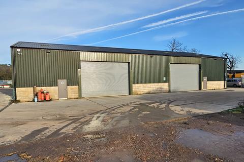 Industrial unit to rent, Burnt Farm Ride, Waltham Cross EN7