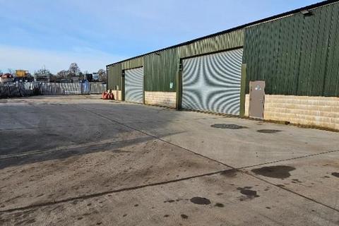 Industrial unit to rent, Burnt Farm Ride, Waltham Cross EN7