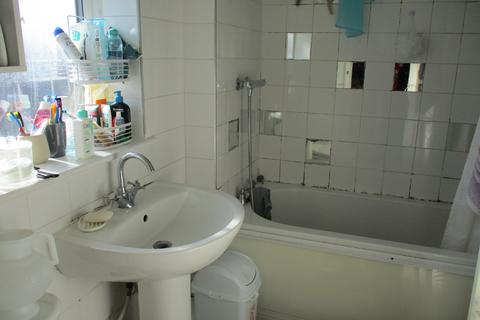 18 Grasmere Road, Swinton, Manchester, M27 5WR
