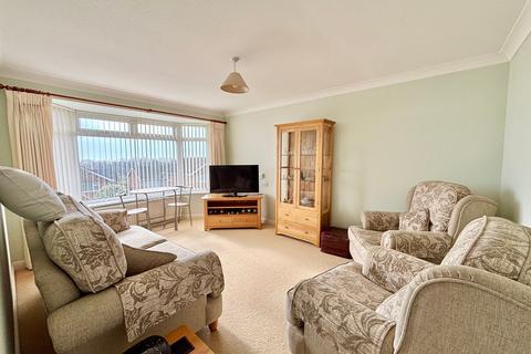 26 Links Drive, Bexhill-on-sea, TN40 1TE