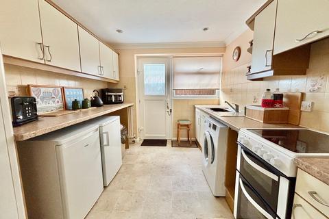 26 Links Drive, Bexhill-on-sea, TN40 1TE