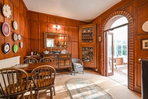 5 bedroom detached house for sale, High Street, Lydd, Romney Marsh, Kent, TN29