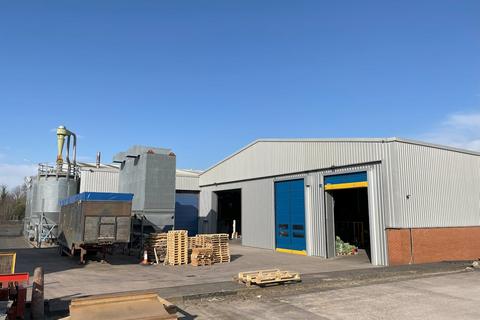 Industrial unit to rent, Premises at Trentham Road, Newstead Industrial  Estate, Stoke-on-Trent, ST4 8HX