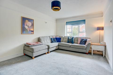 3 bedroom flat for sale, Hardwick Road, Hove, BN3