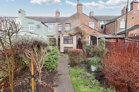 3 bedroom terraced house for sale, Victoria Road, Oulton Broad, Lowestoft