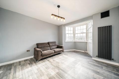 2 bedroom flat to rent, Aspen Gardens, London W6