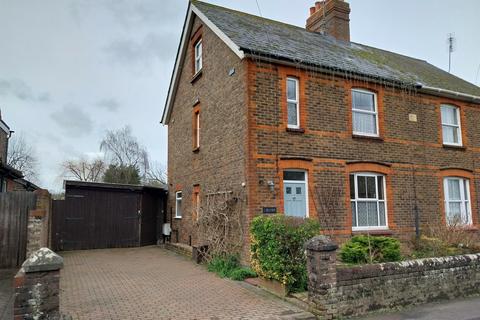 3 bedroom semi-detached house to rent, Marsh Green, Edenbridge, TN8