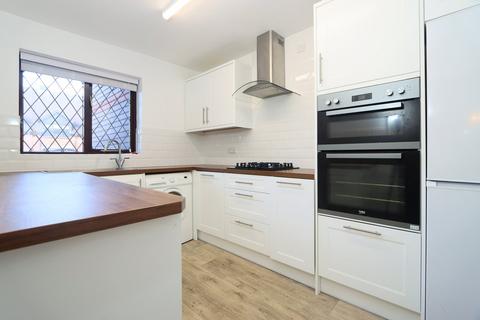 2 bedroom apartment for sale, Worcester Road, Hagley, Stourbridge, DY9