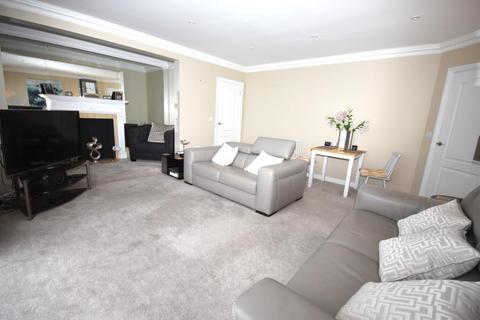 3 bedroom penthouse for sale, Brynfield Court, Langland, Swansea