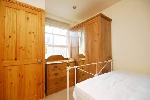 1 bedroom flat to rent, De Walden House St John's Wood NW8