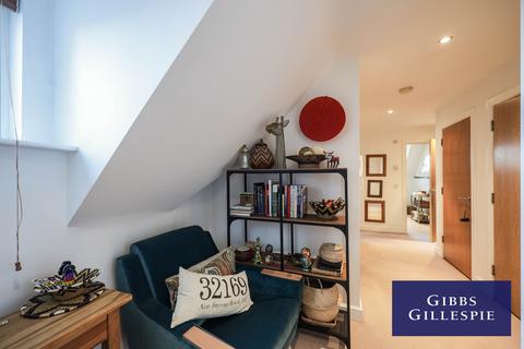 undefined, Wood Lane, Ruislip, HA4