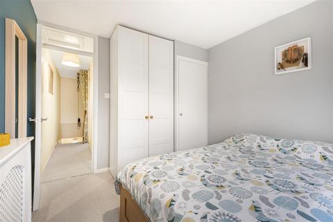 24 The Willows, Caversham, Reading, RG4 8BD