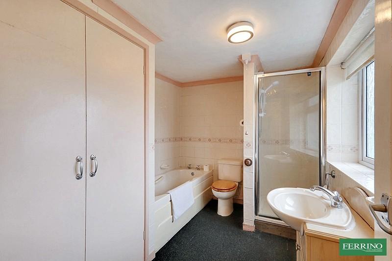 Ground Floor Bathroom
