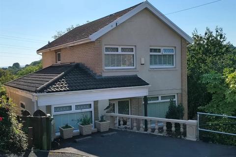 3 bedroom detached house for sale, Dan Y Lan, Llanelli