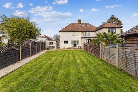 271 The Parkway, Iver, SL0 0RJ