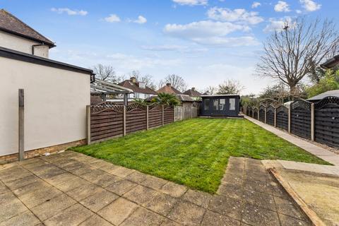 271 The Parkway, Iver, SL0 0RJ