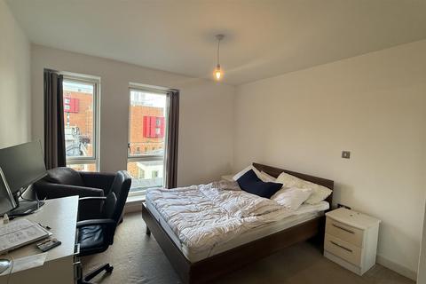 2 bedroom flat for sale, St. Pancras Way, London NW1