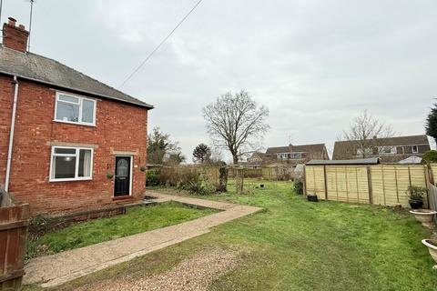 3 bedroom property with land for sale, Dukes Green Road, Kislingbury, Northampton, NN7 4AX