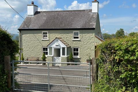 2 bedroom detached house for sale, Llanddeusant, Llangadog, SA19