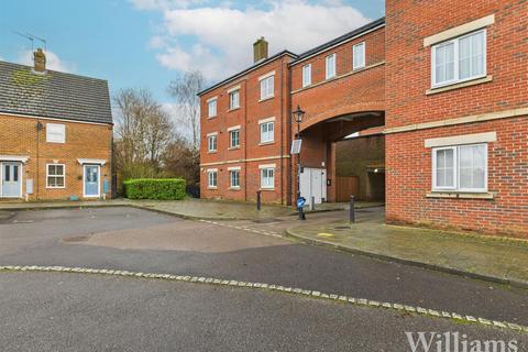 1 bedroom flat for sale, Royal Court, Aylesbury HP19