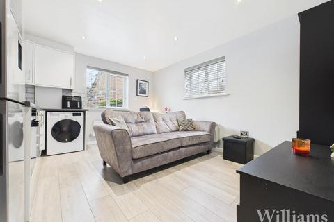 1 bedroom flat for sale, Royal Court, Aylesbury HP19