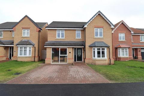 4 bedroom detached house for sale, Cross Grove, Pocklington