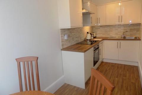 2 bedroom flat for sale, The Strand, Exmouth, Devon, EX8 1AB