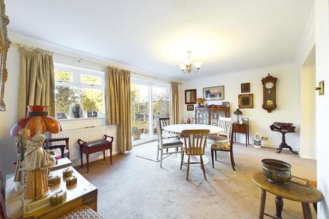 2 Anne Way, West Molesey, KT8 2PT
