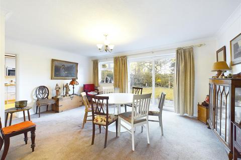 2 Anne Way, West Molesey, KT8 2PT