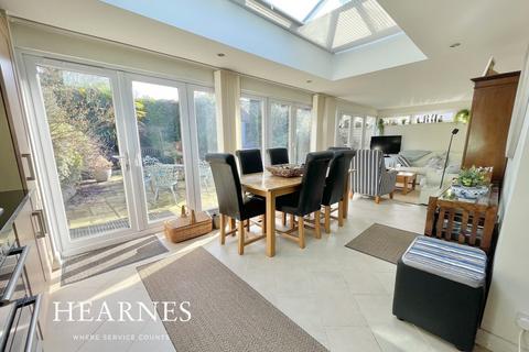 2 bedroom detached bungalow for sale, Jennings Road, Lower Parkstone, Poole, BH14