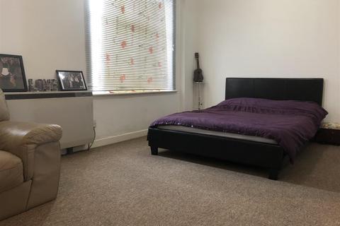 2 bedroom apartment to rent, Vivian Mansions, Vivian Avenue, Hendon