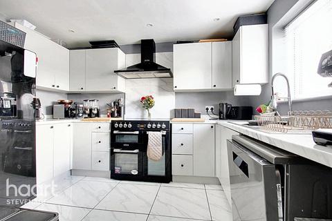 229 Pankhurst Crescent, Stevenage, SG2 0QP