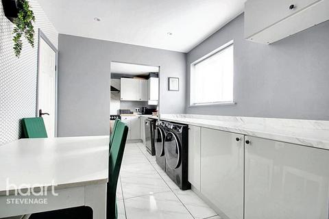 229 Pankhurst Crescent, Stevenage, SG2 0QP