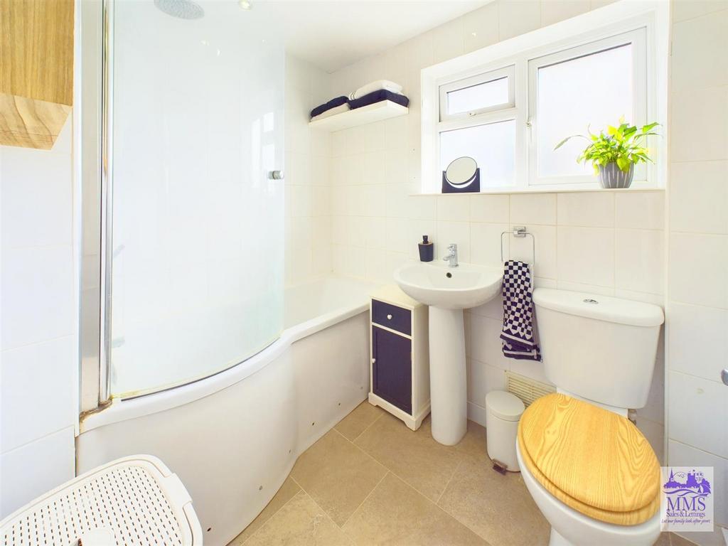 CAM02633 G0-PR0275-STILL007.jpg