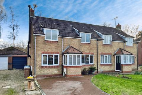 3 bedroom semi-detached house for sale, New Walk, Driffield YO25