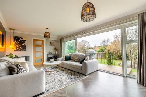 4 bedroom detached house for sale, Warden Close, Maidstone